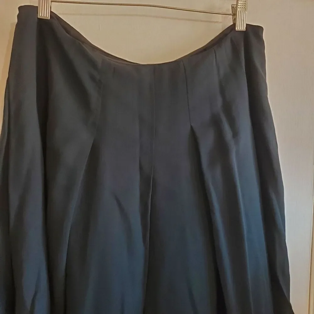 Realities 100% Silk Midi Pleated Skirt Embroidered Hem Whimsigoth Witchy Size 14